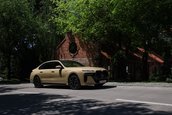 BMW Seria 7 in Desert Sand Uni