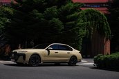BMW Seria 7 in Desert Sand Uni