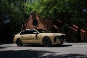 BMW Seria 7 in Desert Sand Uni