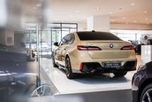 BMW Seria 7 in Desert Sand Uni
