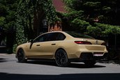 BMW Seria 7 in Desert Sand Uni