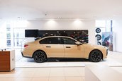 BMW Seria 7 in Desert Sand Uni