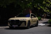 BMW Seria 7 in Desert Sand Uni