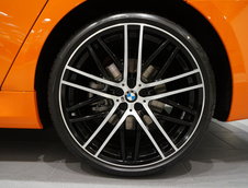 BMW Seria 7 in Fire Orange