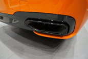 BMW Seria 7 in Fire Orange