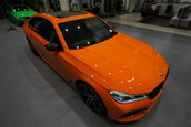 BMW Seria 7 in Fire Orange