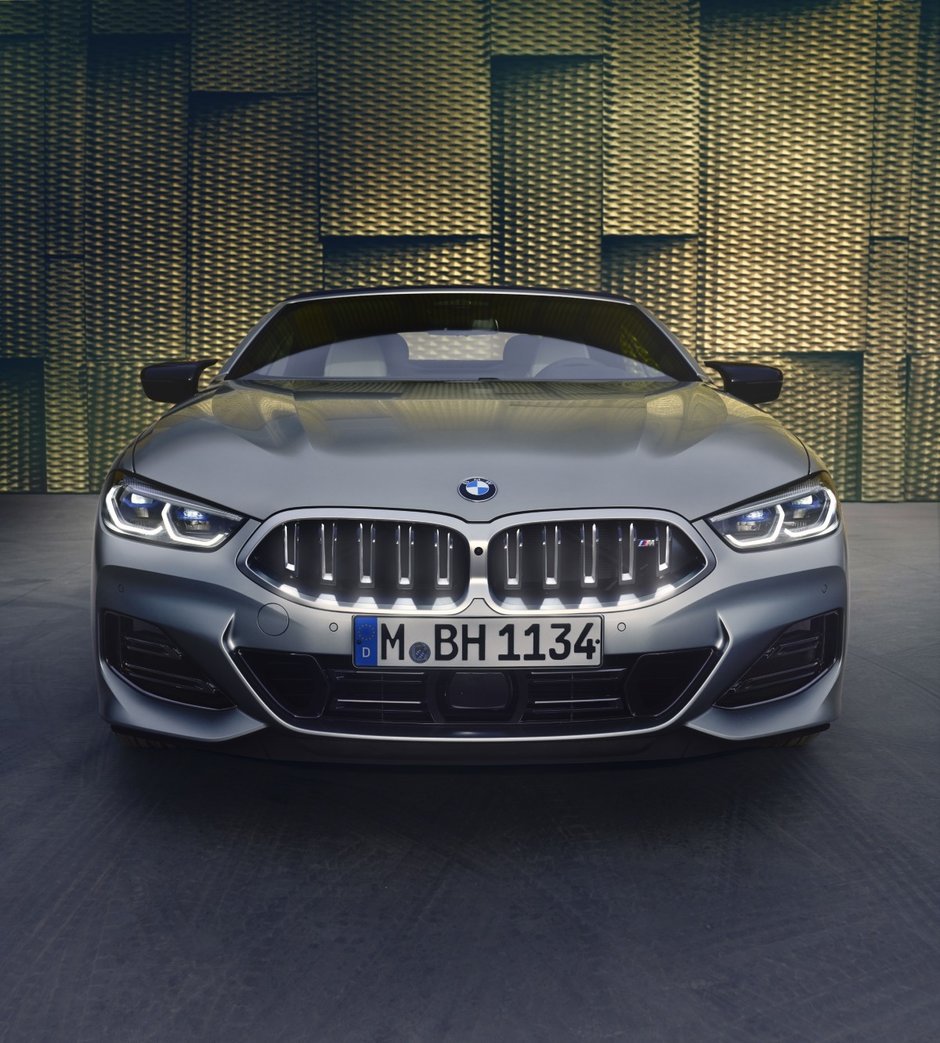 BMW Seria 8 Facelift