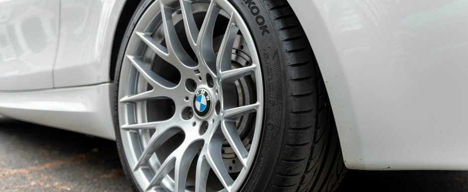 BMW-ul asta are tot ce ti-ai putea dori: motor de 3.0 litri twin-turbo, cutie manuala si tractiune spate din fabrica BMW-ul asta are tot ce ti-ai putea dori: motor de 3.0 litri twin-turbo, cutie manuala si tractiune spate din fabrica