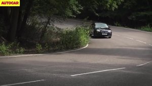 BMW vs Porsche: Noul X4 da piept cu Macan. Tu ce alegi?