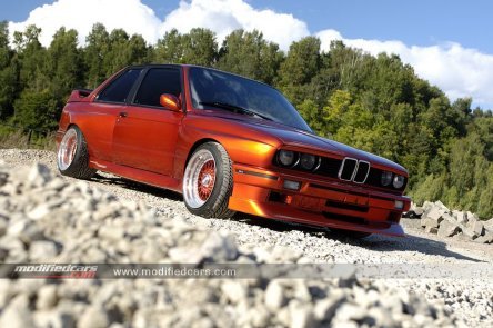 BMW Wide Bodied M3 E30-M5 Power