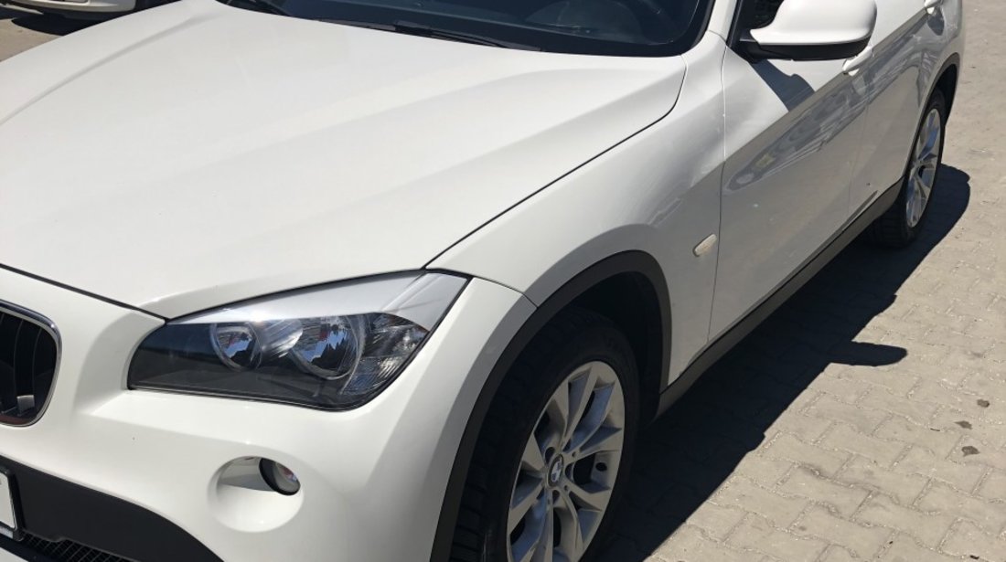 BMW X1 2.0 2011