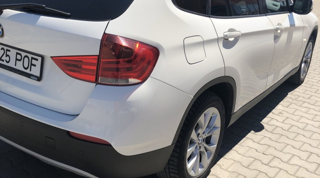 BMW X1 2.0 2011