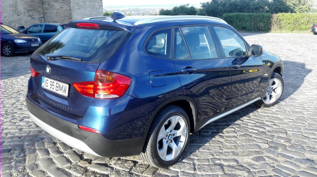 BMW X1 2.0TDi X-Drive, avans 10%, rate 1-5 ani 2011