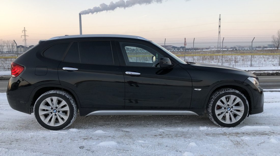 BMW X1 BMW X1 2.0d xDrive 177Cp XLine Automata / Navigatie / Bi-xenon / Piele / Pilot / PDC fata+spate / Bluetooth / etc... RECENT ADUSA DIN GERMANIA!!! 2010