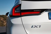 BMW X1 si BMW iX1