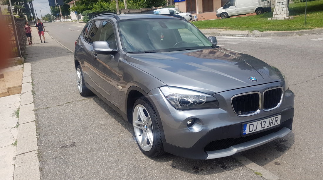 BMW X1 xDrive 2011