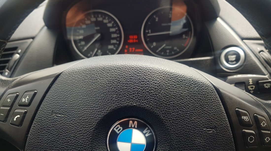 BMW X1 xDrive 2011