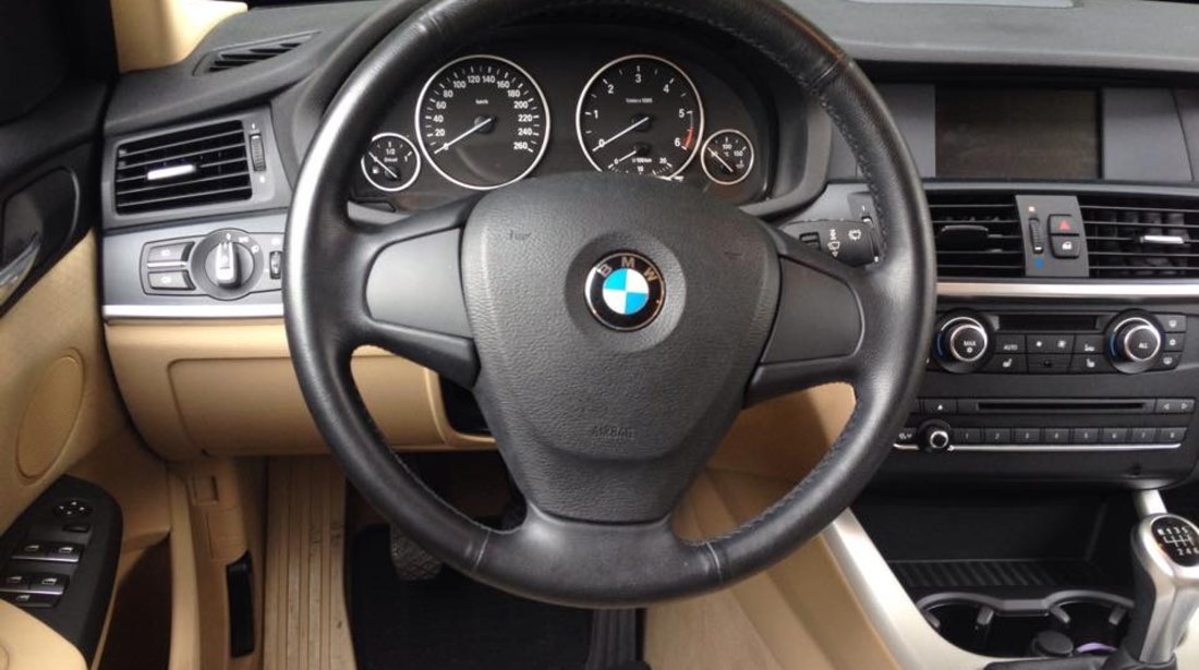 BMW X3 2.0 2011