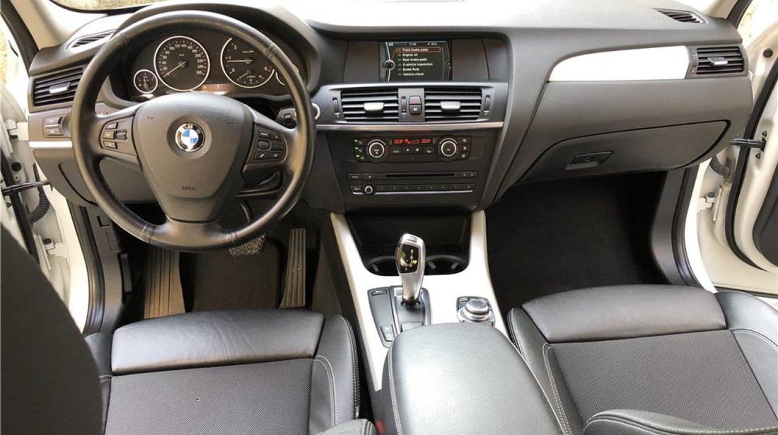 BMW X3 X Drive 2011