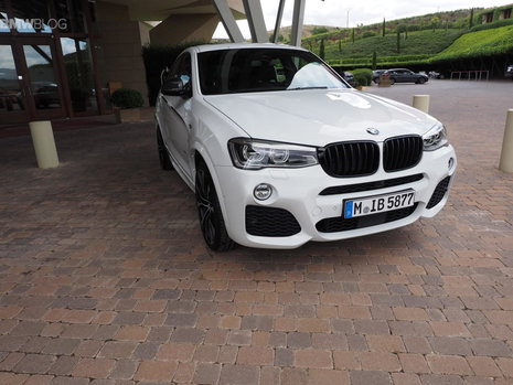 BMW X4 cu accesorii M Performance