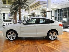 BMW X4 cu pachet M Sport, jante pe 21 inch si evacuare custom