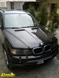 bmw x5 an 2004 3.0d vs vw touareg 2006 2.5d se merita schimb??