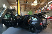 BMW X5 cu sase roti