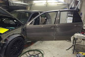 BMW X5 cu sase roti