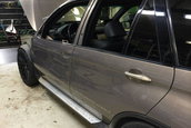 BMW X5 cu sase roti