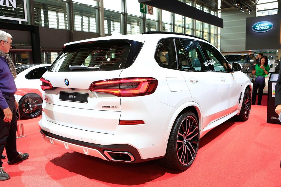 BMW X5 la Paris