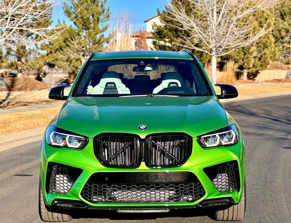 BMW X5 M Competition in Java Green