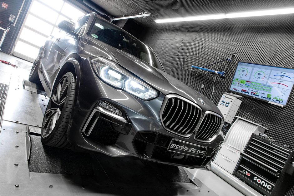 BMW X5 M50d modificat de mcchip-dkr