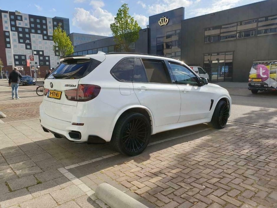 BMW X5 M50d tunat de vanzare