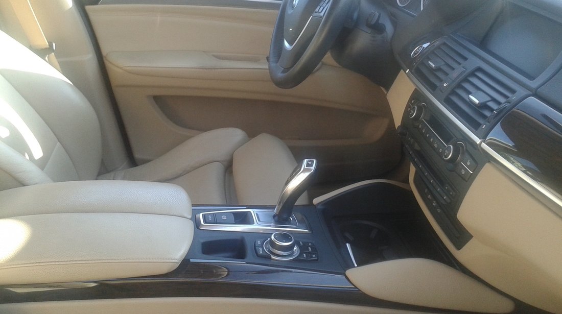 BMW X6 30.6D5 2010