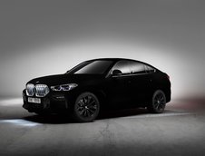 BMW X6 acoperit cu Vantablack