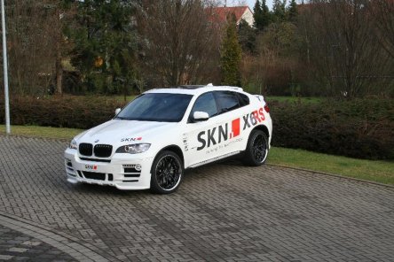 BMW X6 xDrive50i by SKN