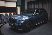 BMW X7 Dark Shadow Edition