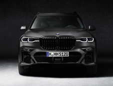 BMW X7 Dark Shadow Edition