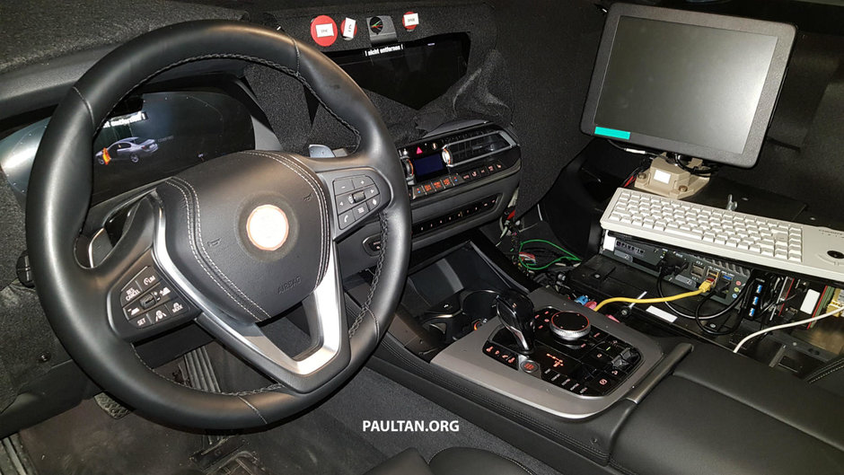 BMW X7 - Interior