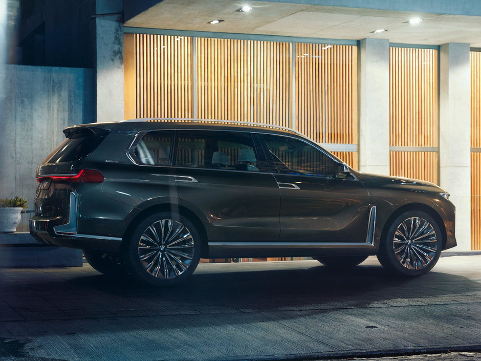 BMW X7 - Primele poze