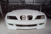 BMW Z3 cu motor V10 de 5.0 litri!