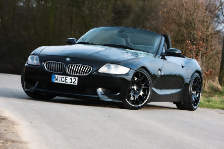 BMW Z4 M de la Manhart Racing - V10 si 550 CP BMW Z4 M de la Manhart Racing - V10 si 550 CP