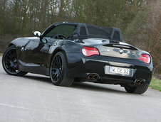 BMW Z4 M de la Manhart Racing - V10 si 550 CP