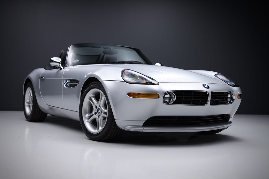 BMW Z8 cu 8.893 de kilometri la bord