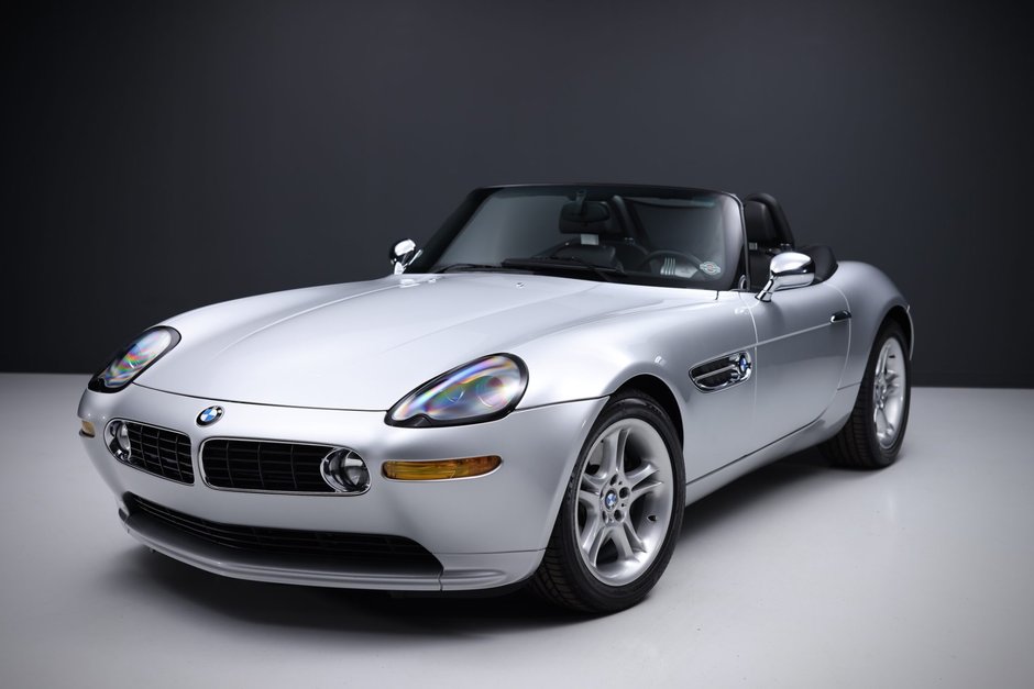 BMW Z8 cu 8.893 de kilometri la bord