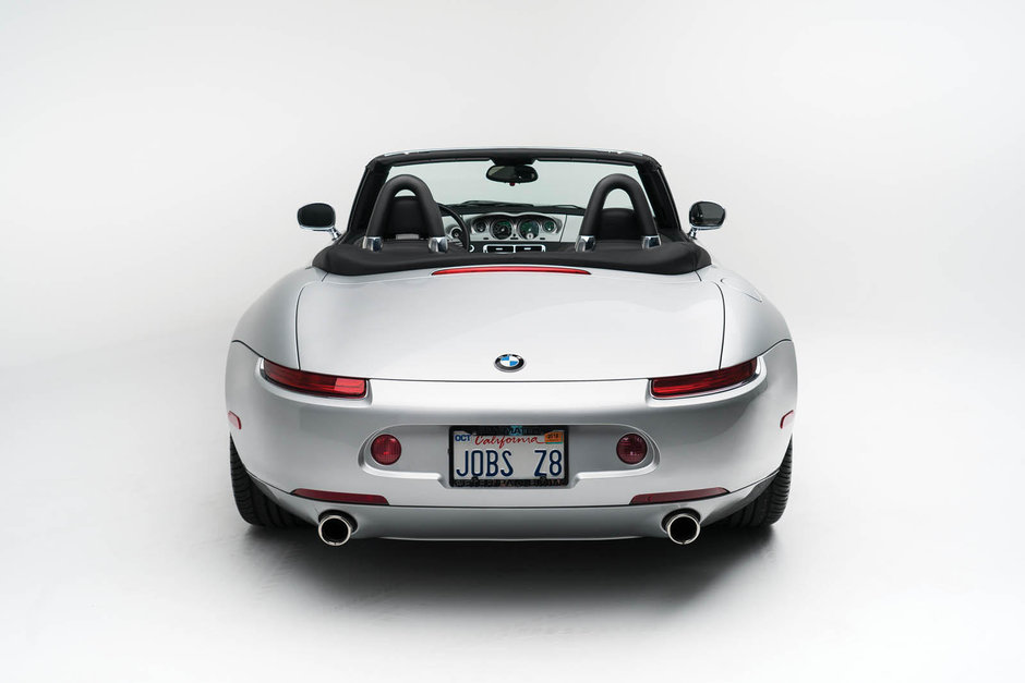 BMW Z8 scos la licitatie