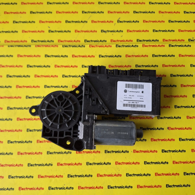 BOB091 Motoras Usa Dreapta Fata Vw Touareg cod 3D1959792F