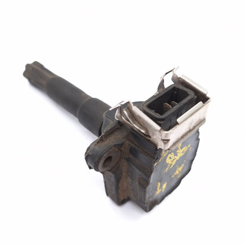 Bobina Audi A4 B5 (8D) 1994-2001 1.6 Benzina 058905105, 058 905 105, 0040100013 Beru