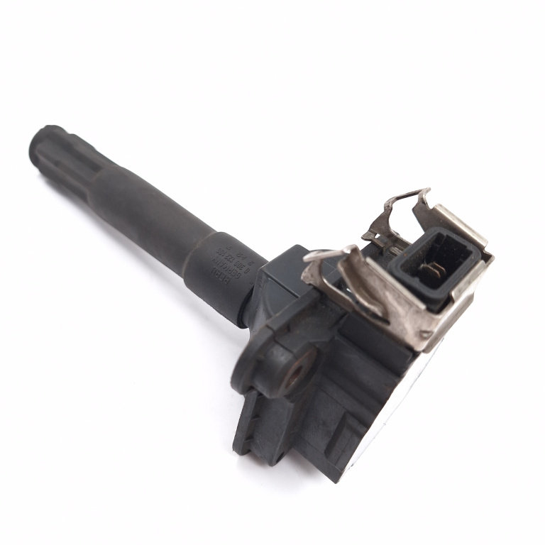 Bobina Audi A4 B5 (8D) 1994-2001 1.8 Benzina 058905105, 058 905 105 , 0040100013, 0 040 100 013 Beru