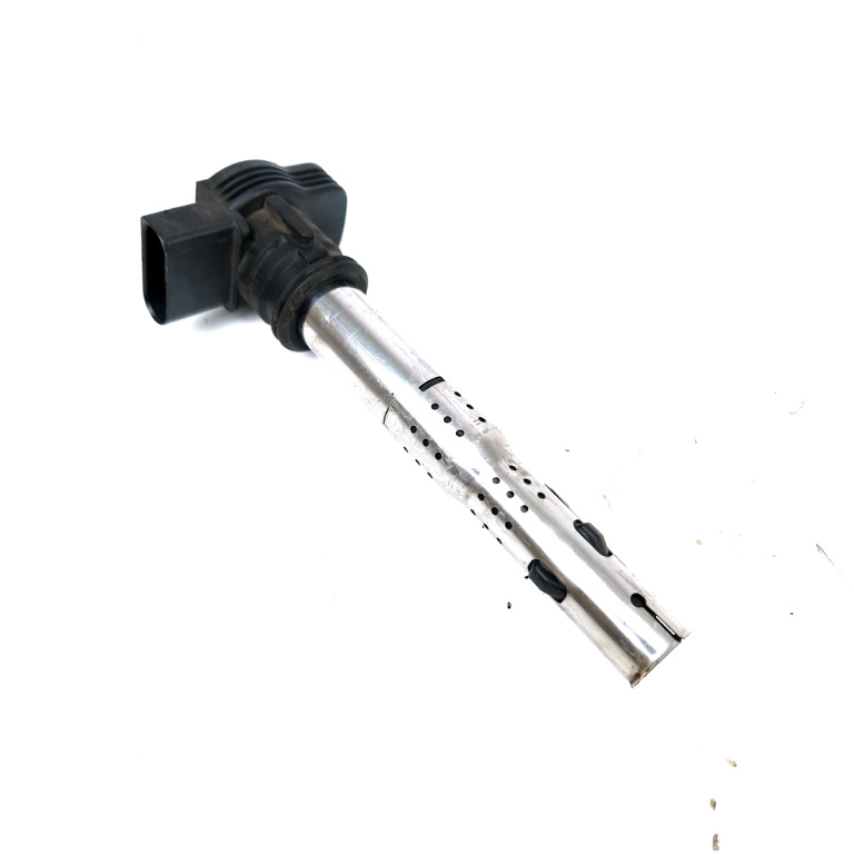 Bobina Audi A4 B8 (8K) 2007-2015 1.8 Tfsi Cdhb Benzina R0702S00300, R 07 02 S 003 00, 0393113710